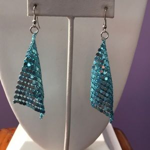turq blue dangly earrings